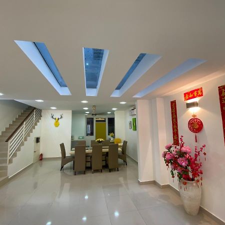 Entire Residential Home•Jia Residences Bkt Serdang沙登温暖的家 Seri Kembangan Luaran gambar