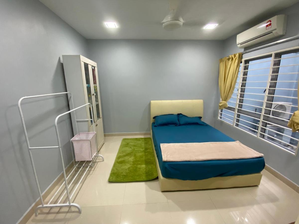 Entire Residential Home•Jia Residences Bkt Serdang沙登温暖的家 Seri Kembangan Luaran gambar