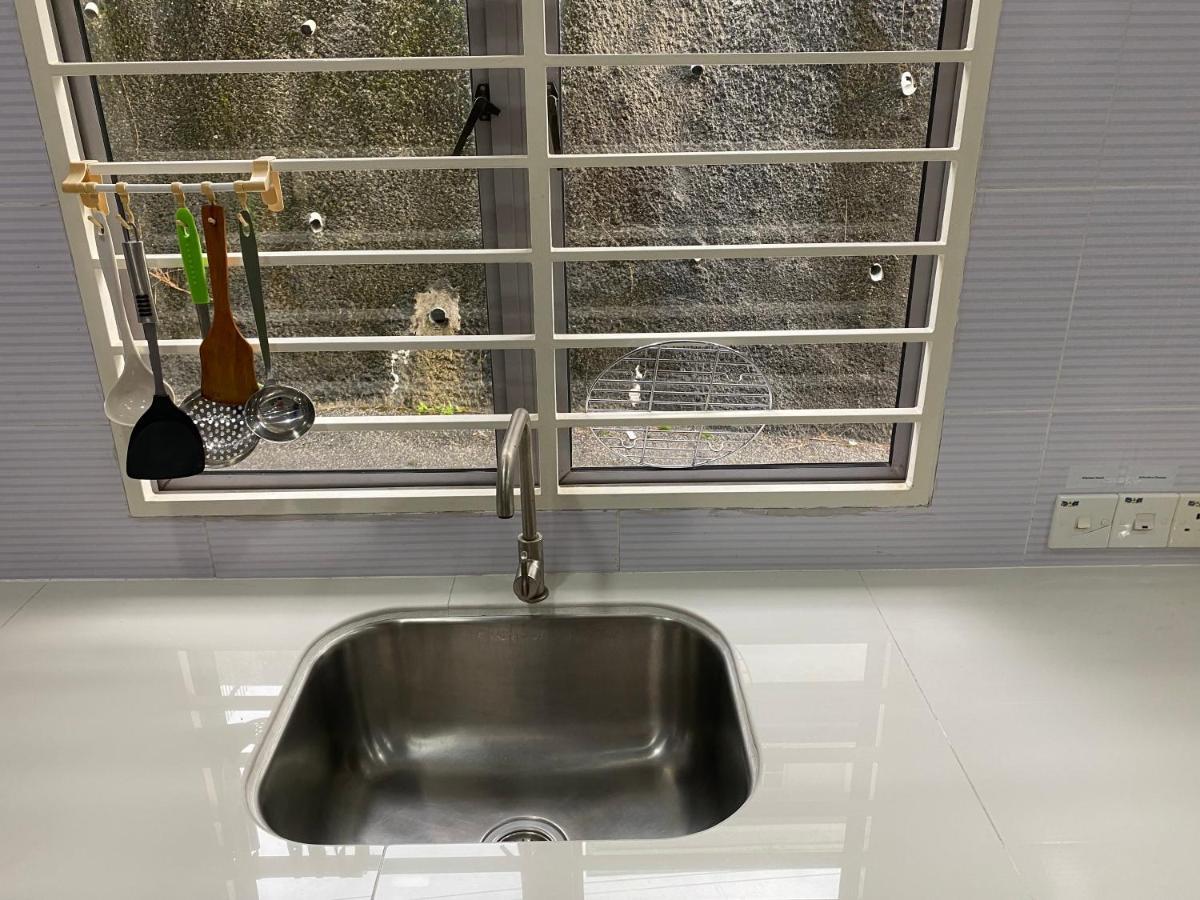 Entire Residential Home•Jia Residences Bkt Serdang沙登温暖的家 Seri Kembangan Luaran gambar